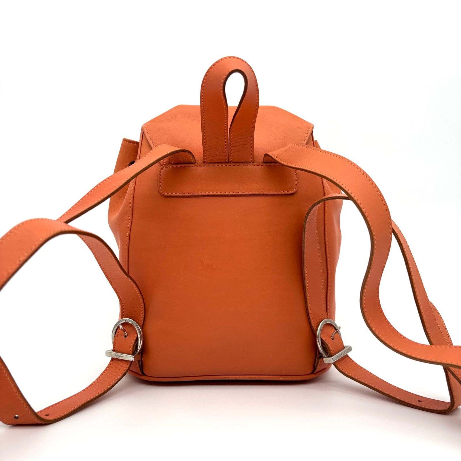 美品・正規品】Salvatore Ferragamo サルヴァトーレフェラガモ ミニ