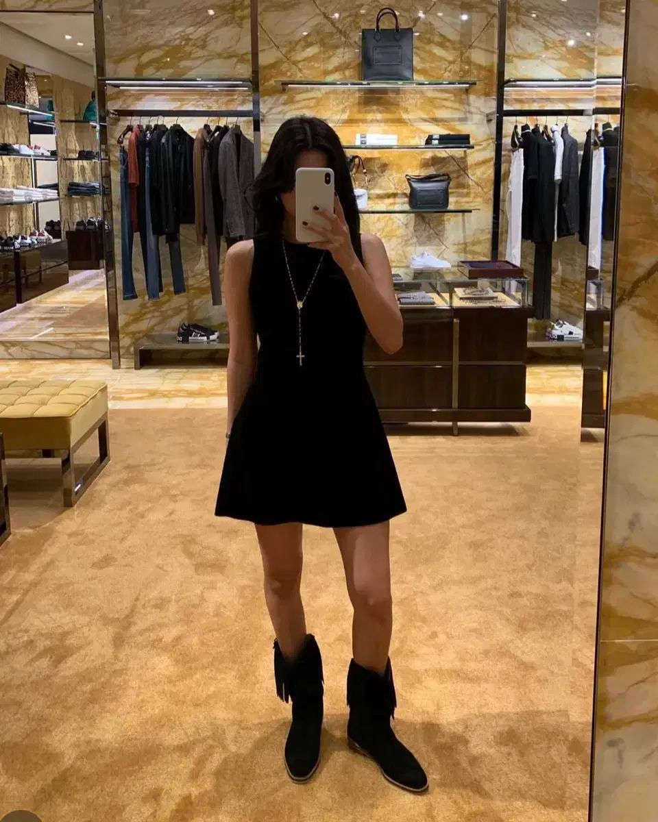 STU フィーバー ブラック ノースリーブ ONE PIECE