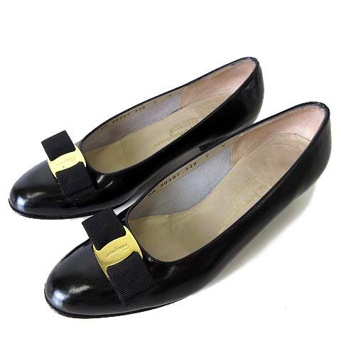 サルヴァトーレフェラガモ Salvatore Ferragamo パンプス ヴァラ リボン 本革 エナメル レザー 7 C 黒 ブラック 24.0 cm くつ 靴 シューズ