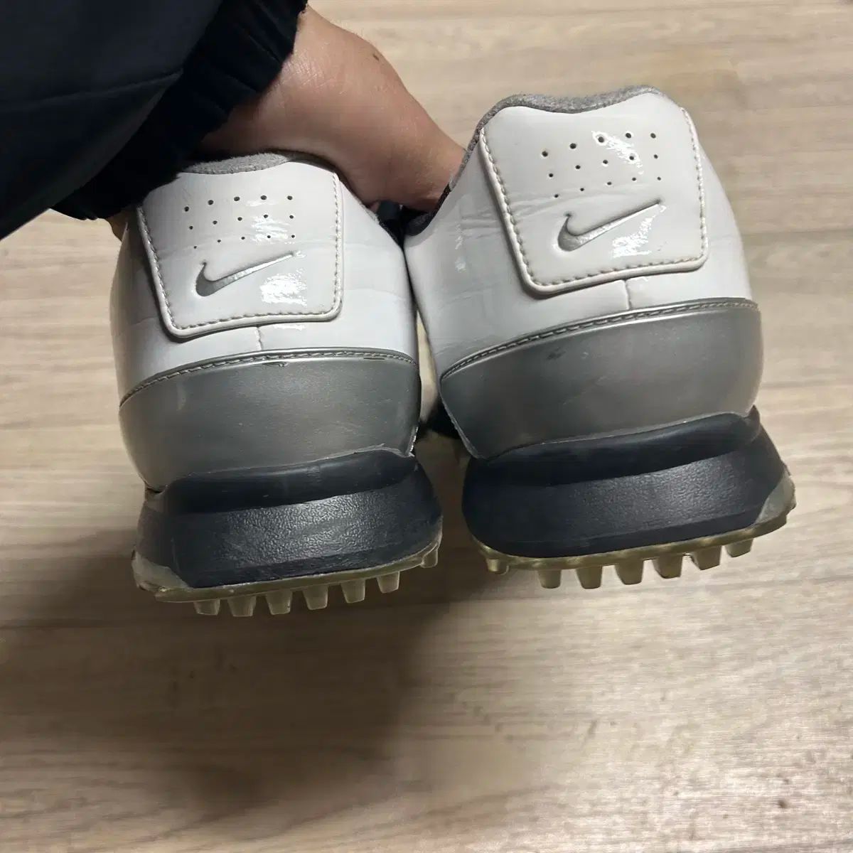 ゴルフシューズ ナイキ ボア 26.5 み*ん様 ナイキ ビクトリーツアー 3