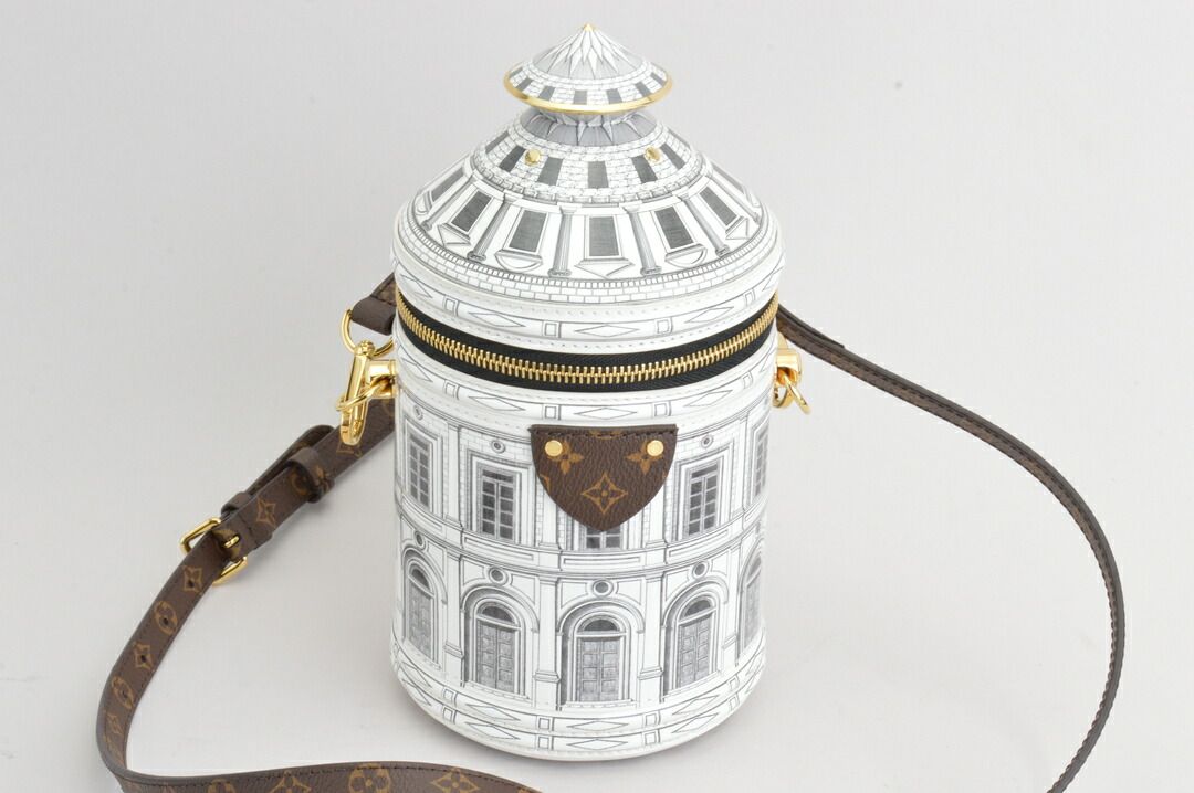 ルイヴィトン LOUIS VUITTON フォルナセッティ ショルダーバッグ M59143 2WAYパテント ホワイト モノグラム レディース F-YA1161