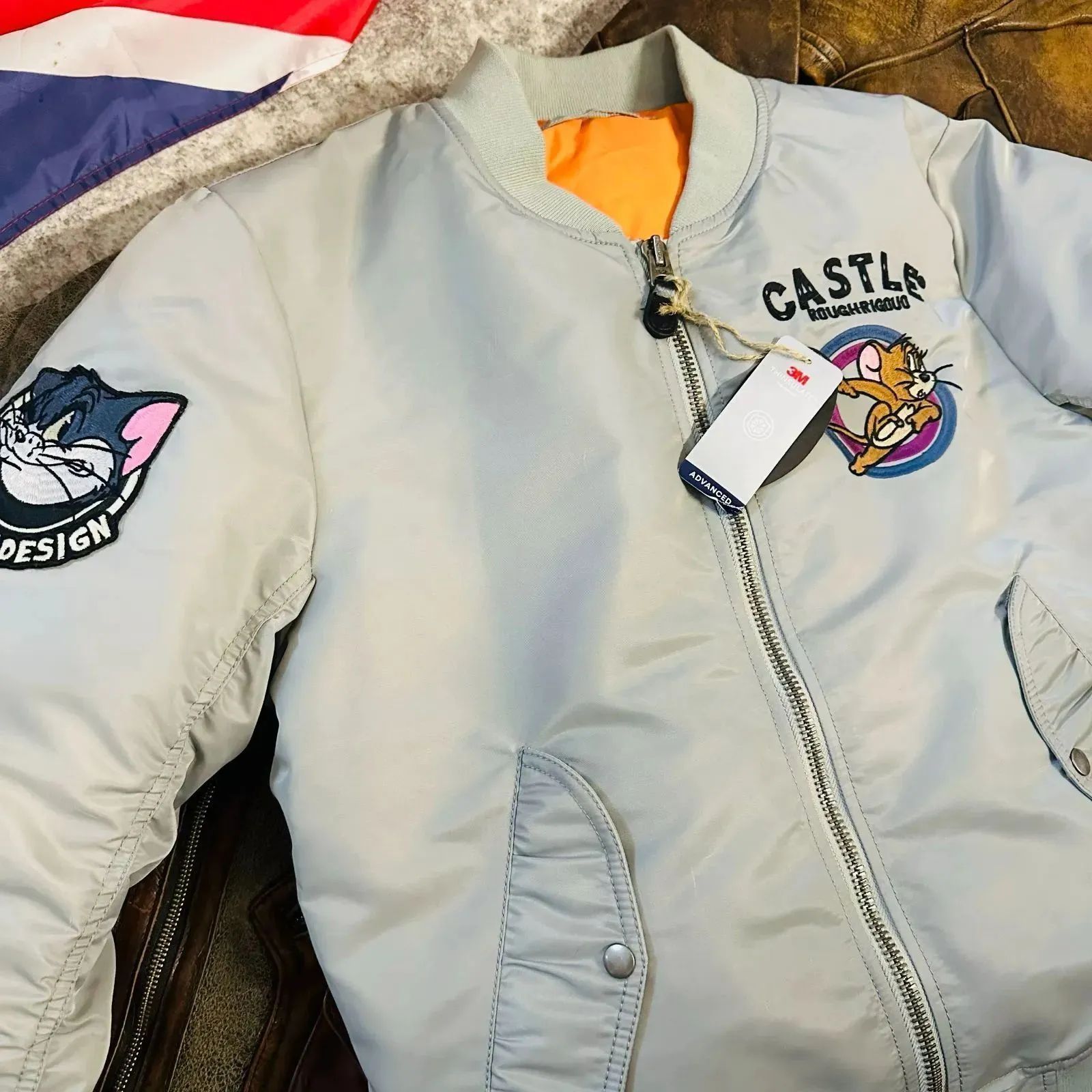 h Chase 猫追老鼠 MA-1 フライトジャケット|秋冬中綿入り|男女兼用カップル刺繍入り|美式ヴィンテージ