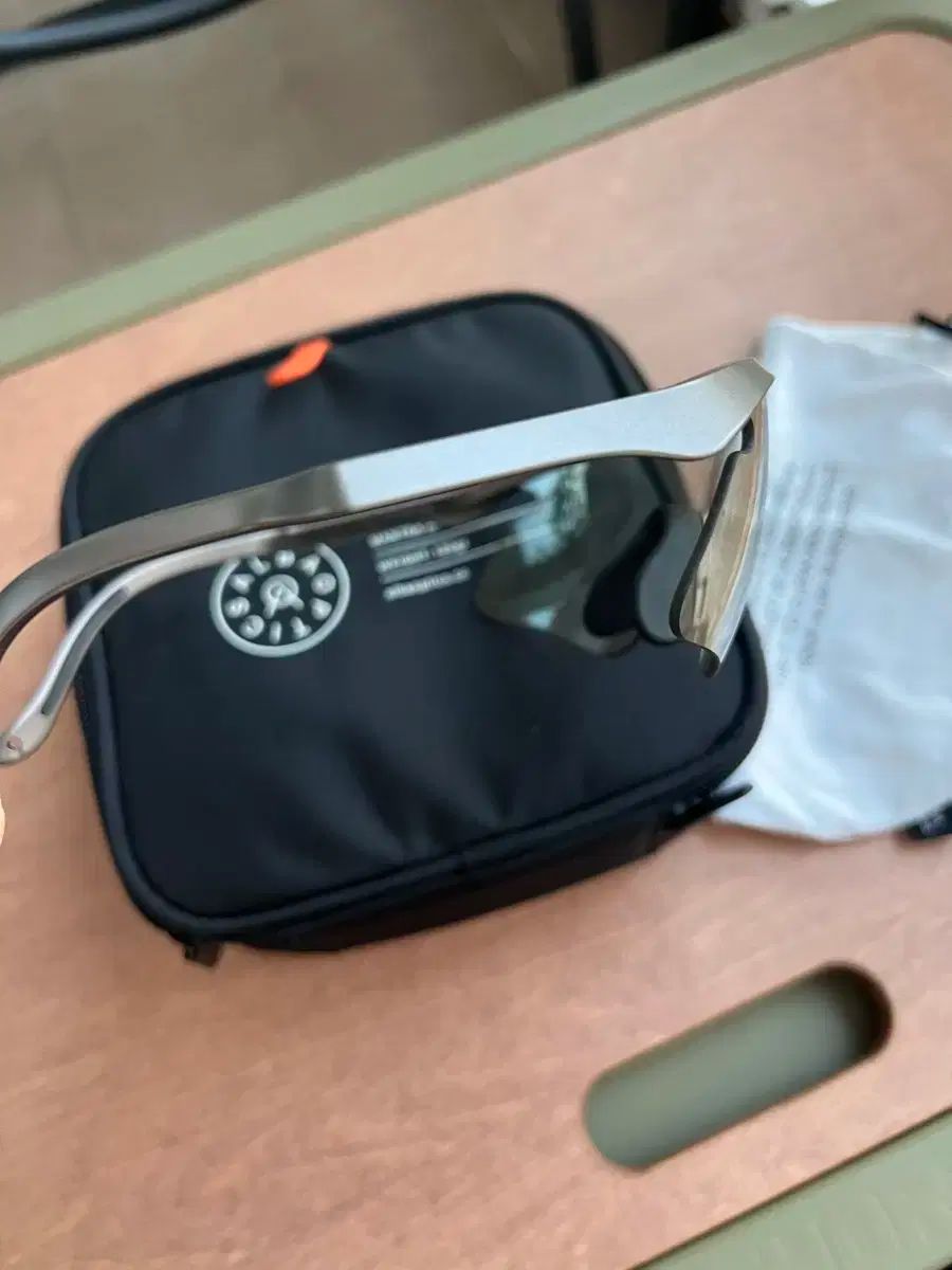 サングラス 販売します