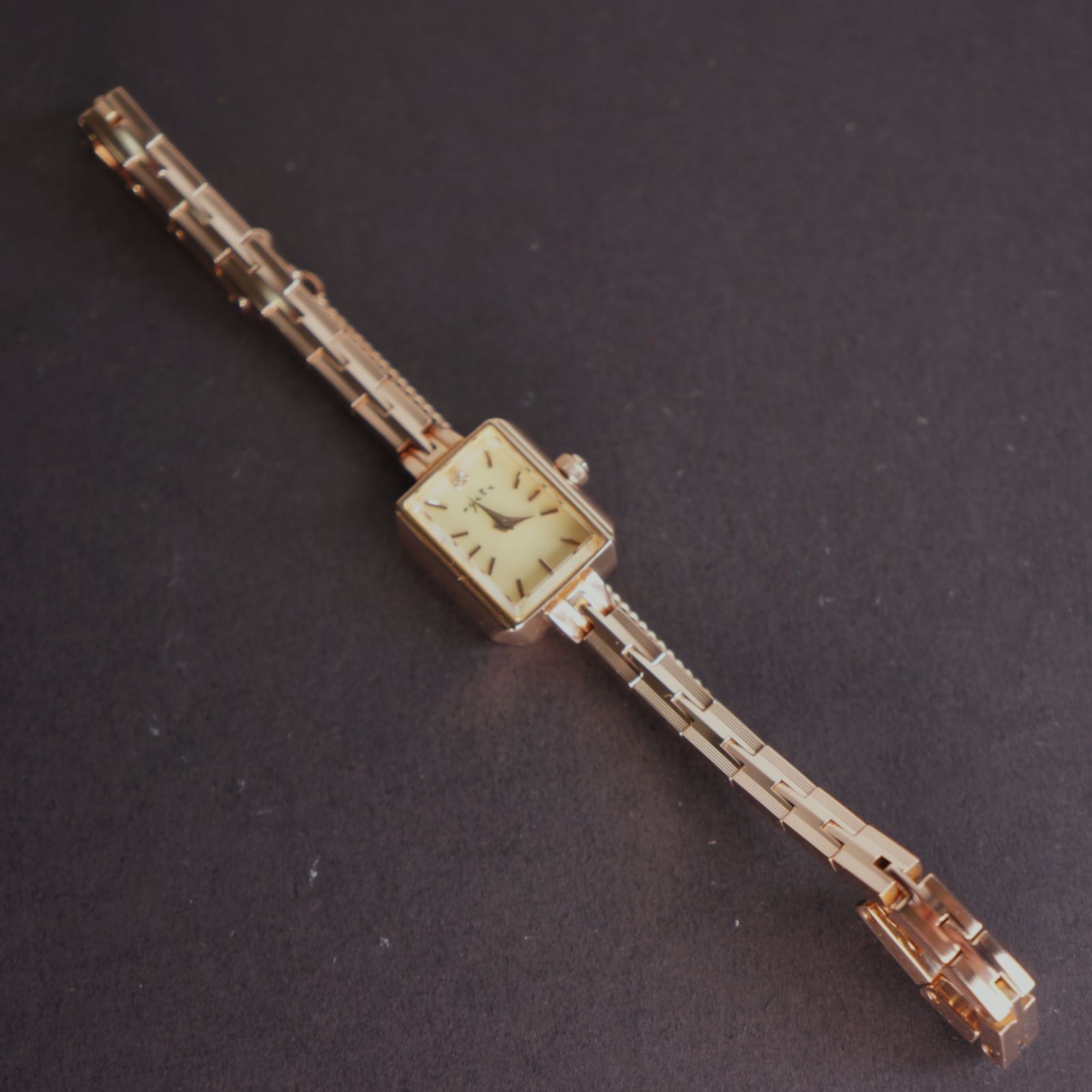 agete 【電池交換済み】スクエアフェイスジュエリーウォッチ ピンク