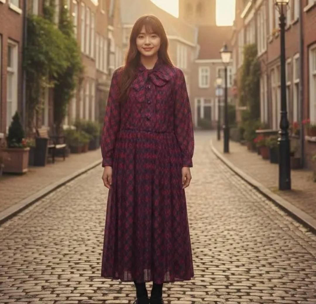 昭和レトロ 赤×紺チェックワンピース｜リボンタイ付き クラシカルドレス