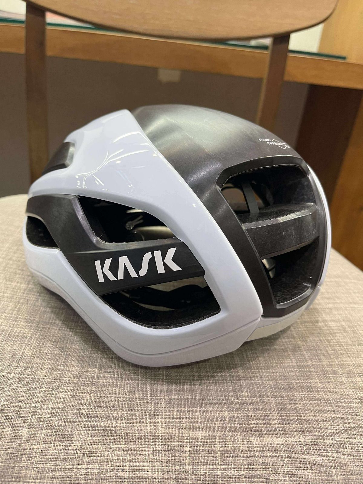 KASK ELEMENTO Mサイズ 52-58cm ホワイト 美品 付属品あり カスク 