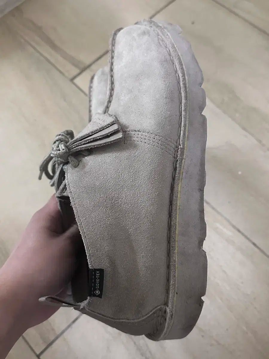 トラック ゴアテックス