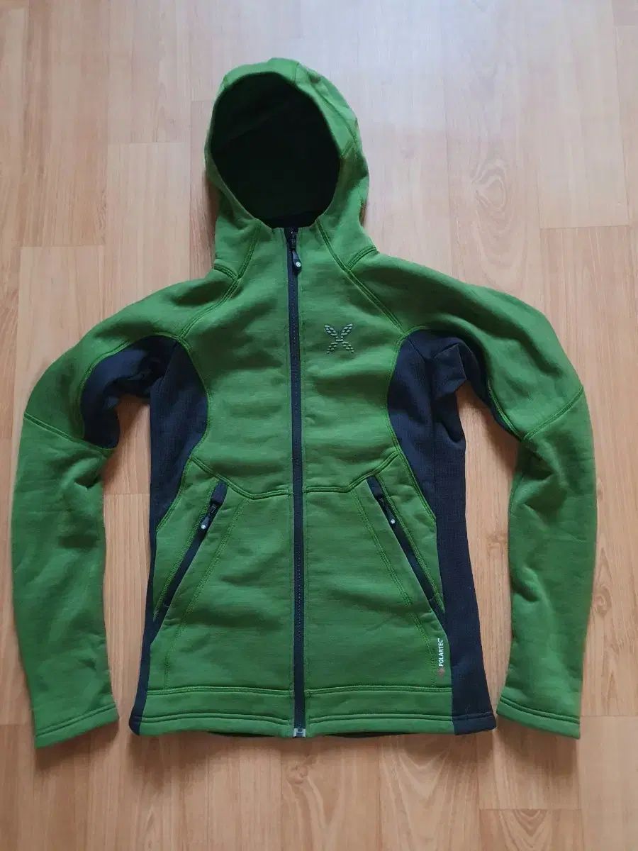 モンチュラ MONTURA ストレッチ マリア フーディー s