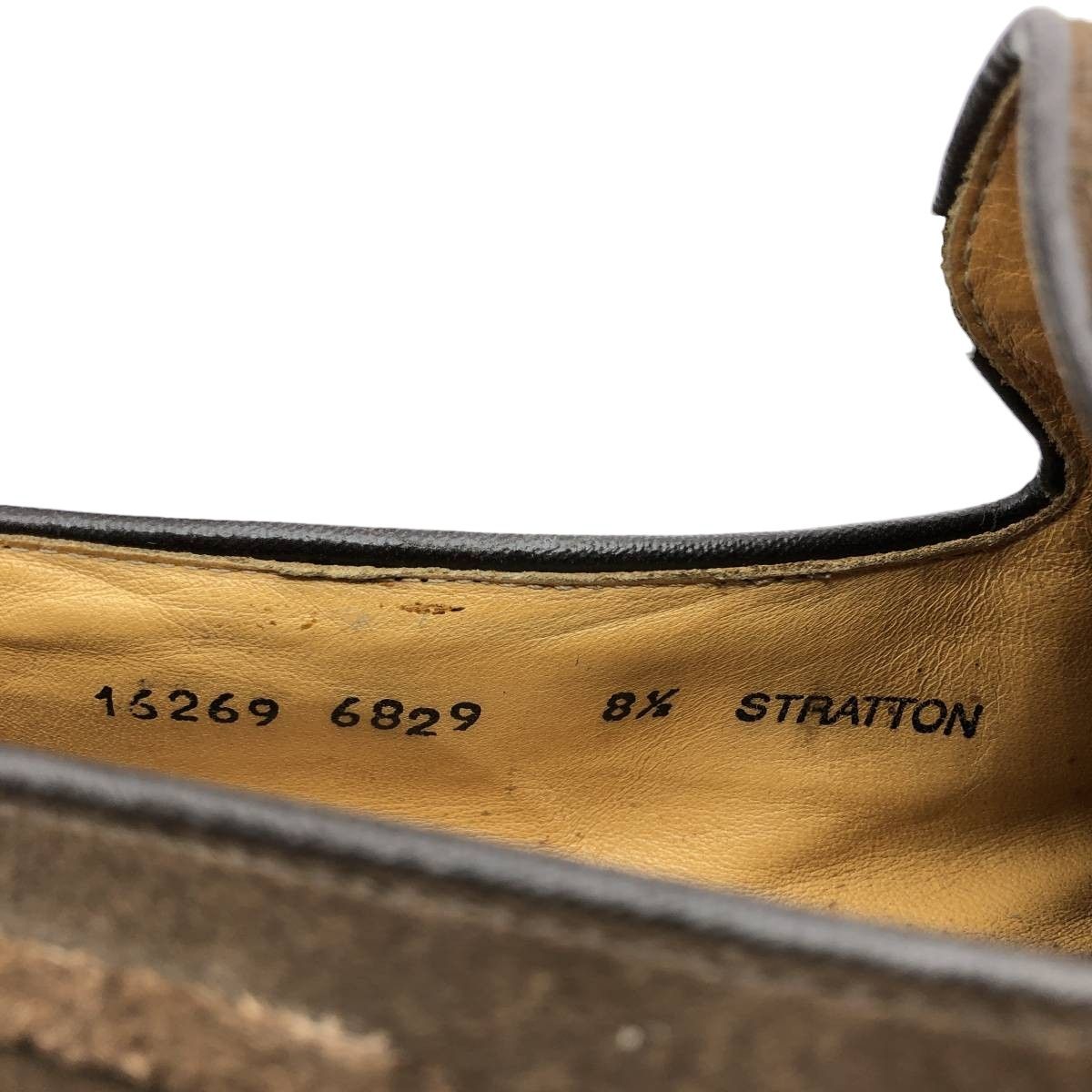 タッセルローファー