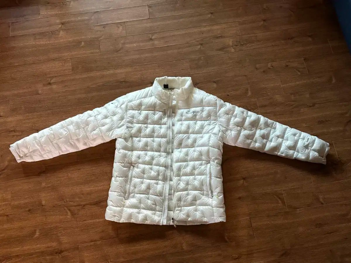 モンベル 軽量プラズマ1000 サイズ 110 実物画像あり 実際サイズXL