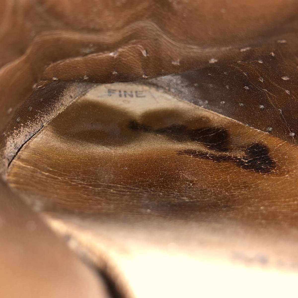 フルブローグ ウイングチップ