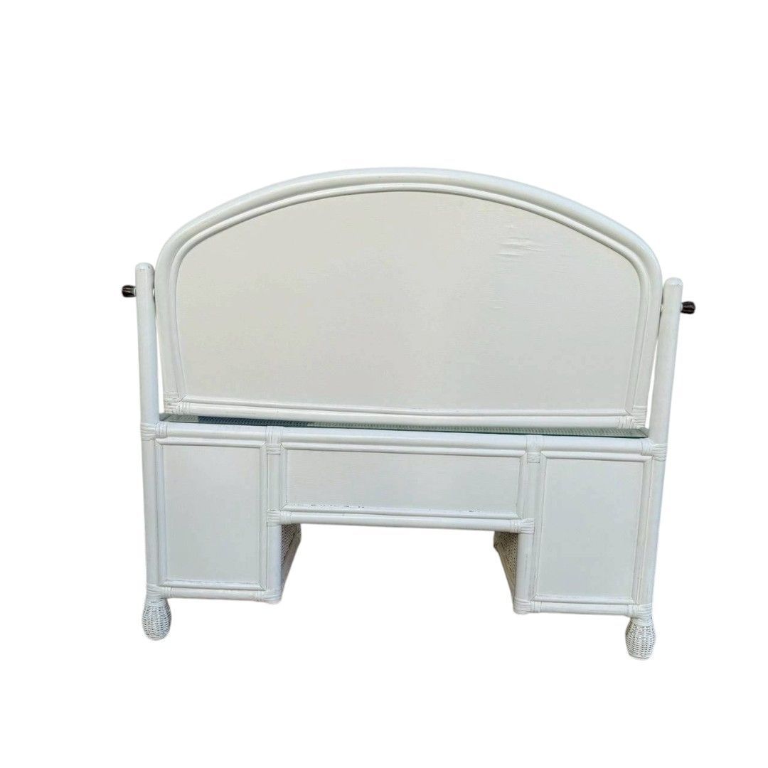 ホワイトラタン ドレッサー - メルカリ