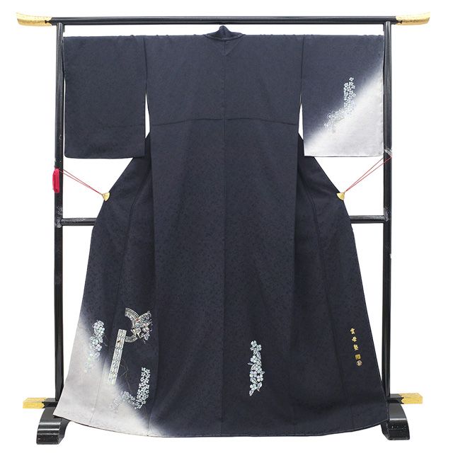 訪問着 着物 フォーマル 正絹 袷 藤本隆士 螺鈿作家 雲母塾 螺鈿 黒紺 グレー エレガント 草花 春 秋 冬 作家物 デザイン 仕立て上がり 身丈173 裄丈69 ＴＬサイズ トールサイズ ＬＬ２Ｌ みやがわ sb 16631