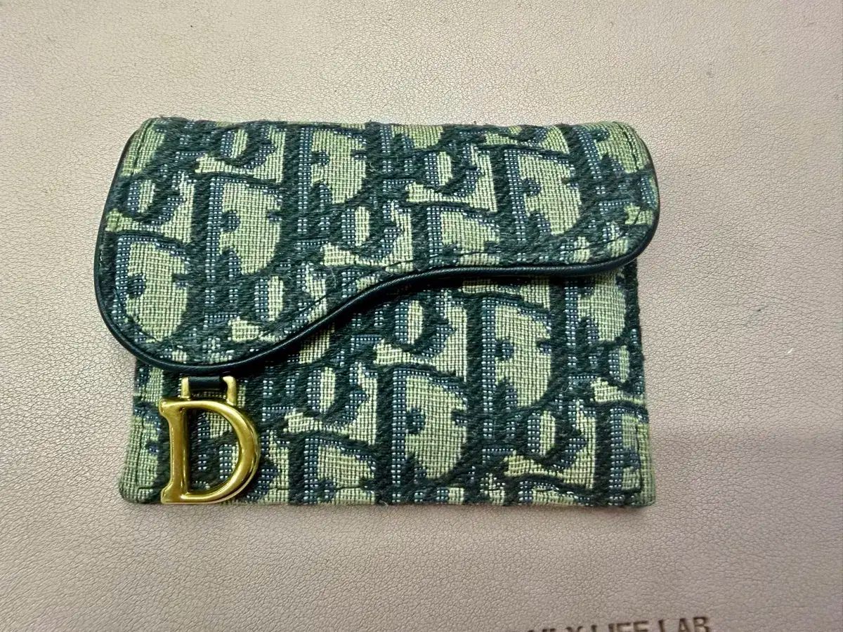 DIOR | ウィメンズ 開運日に選ぶ 財布・革小物 Dior モノグラム 長財布