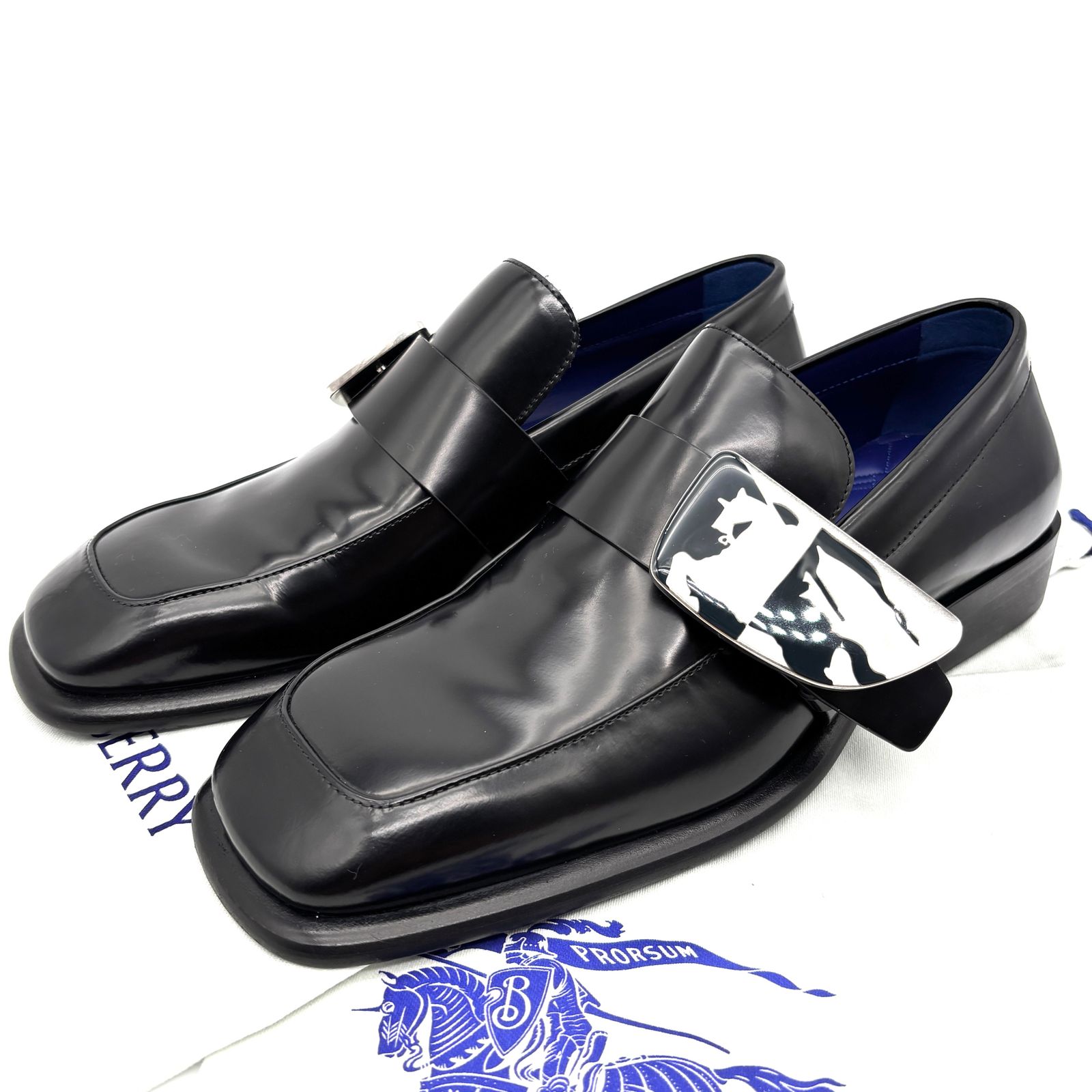 BURBERRY 24ss シールド ローファー burberry 24ss シールド ローファー - メルカリ