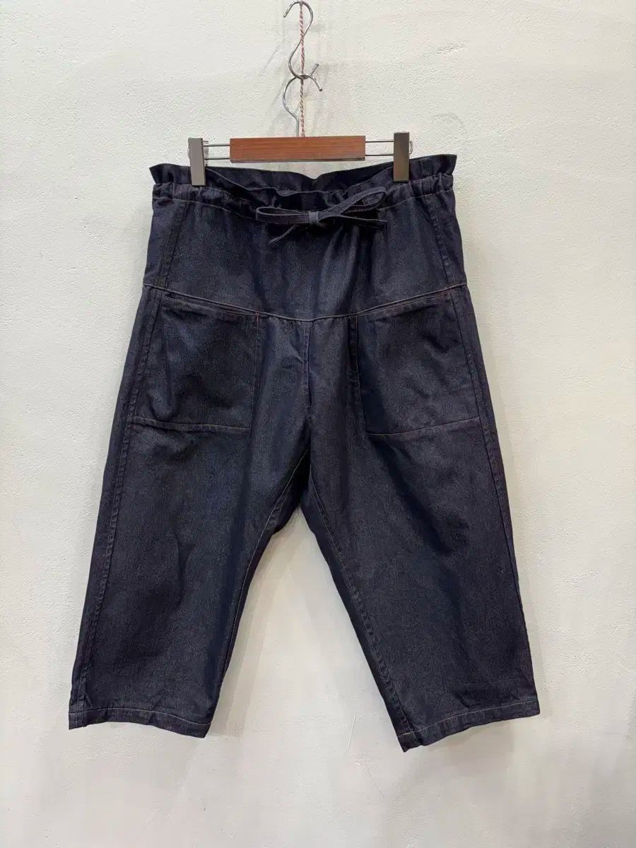 ISSEY MIYAKE me パンツ