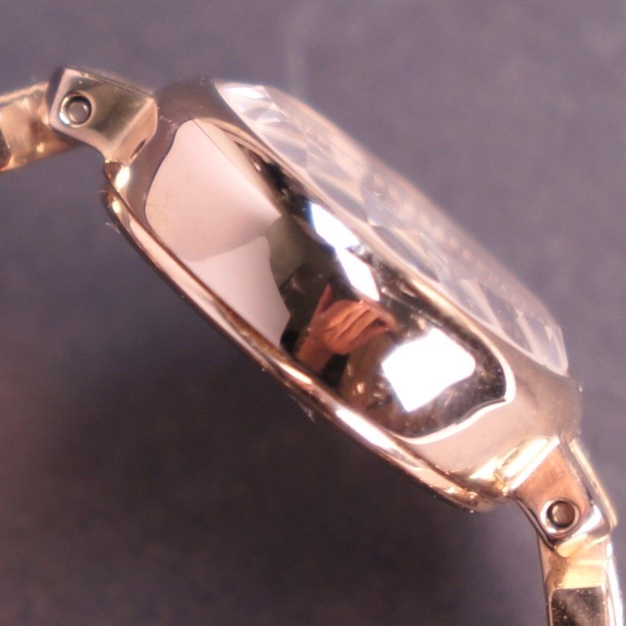 agete ラウンドフェイスソーラーウォッチ