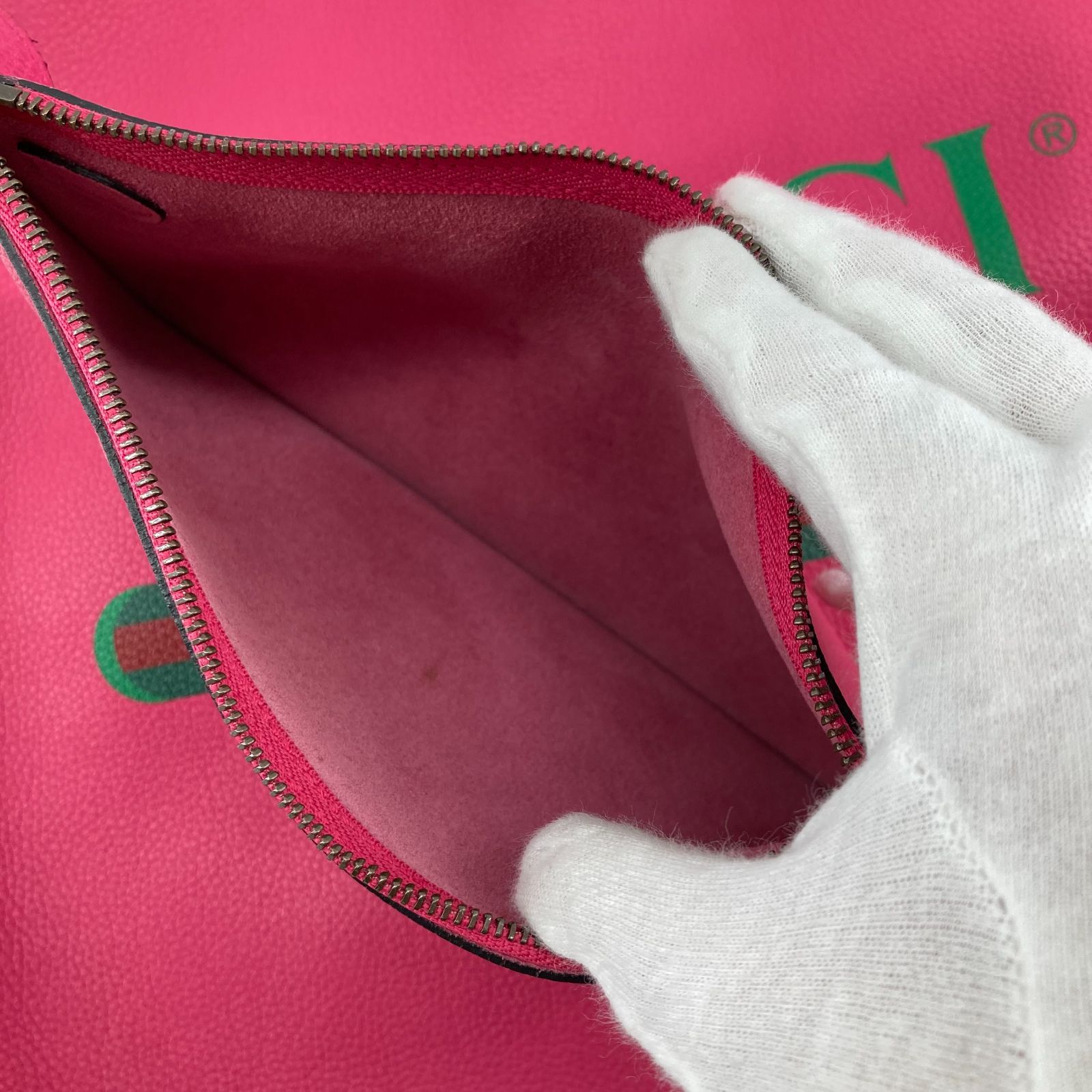 美品 GUCCI ドローストリング レザーリュックサック ピンク 美品 GUCCI ドローストリング レザーリュックサック ピンク 美品 GUCCI