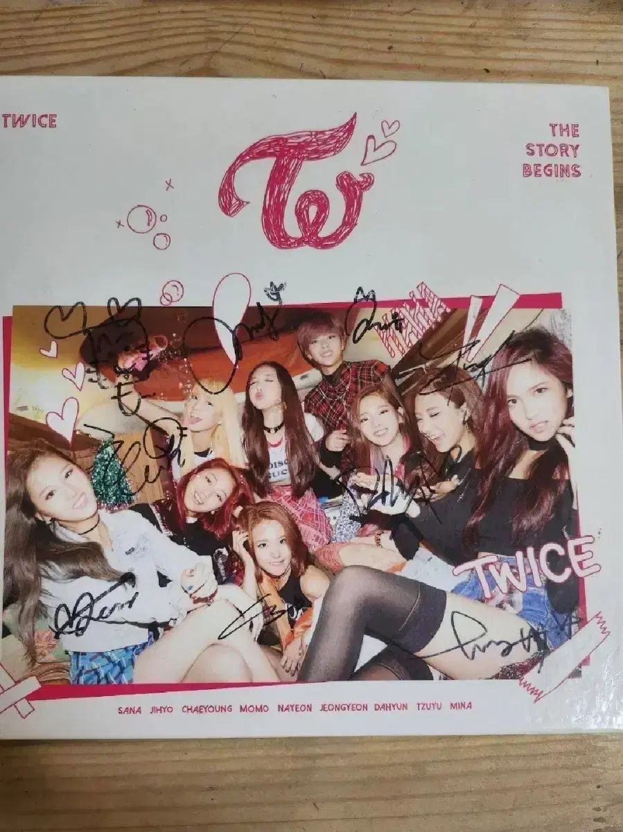 TWICE（トゥワイス） The Story 販売 Begins サイン アルバム 直筆