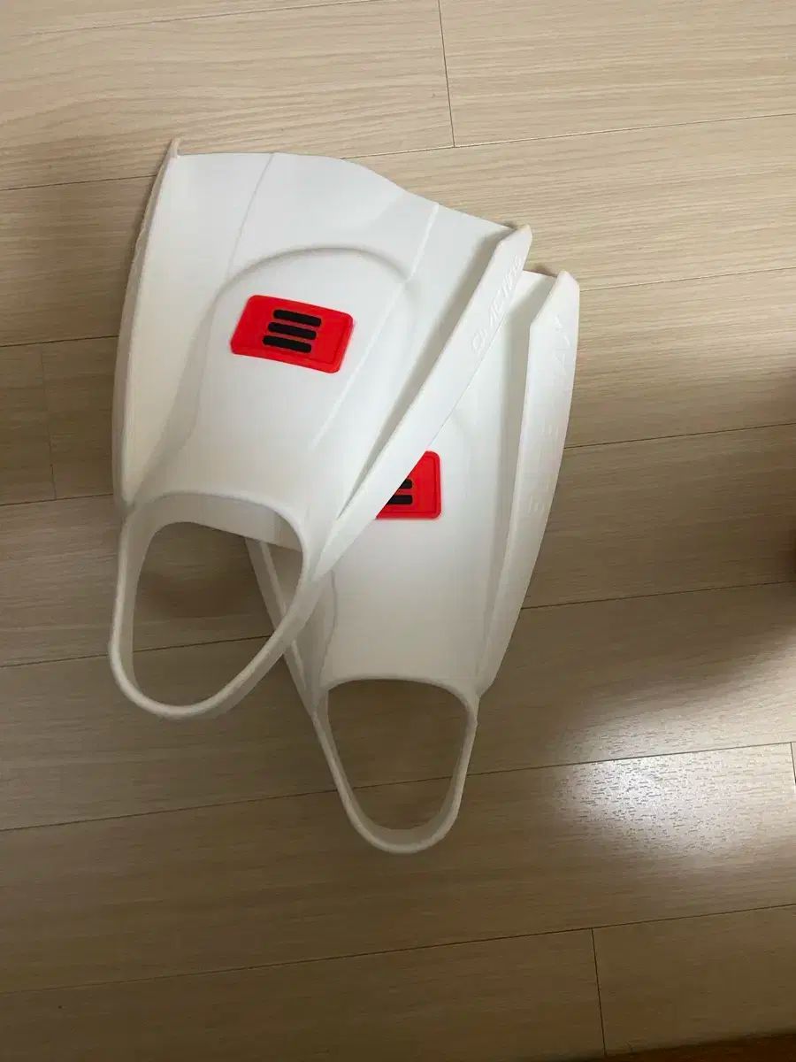 DMC エリートマックス フィン m260 ー 265