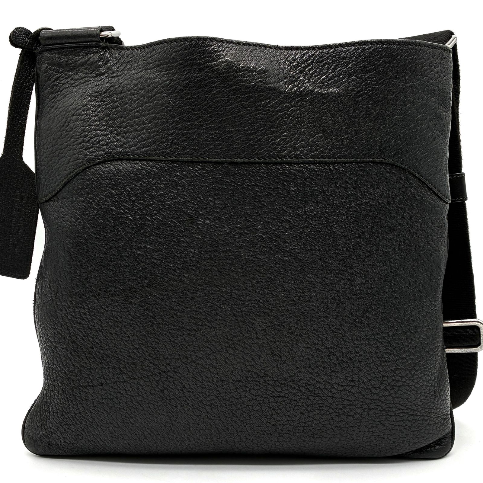 希少・正規品 PRADA プラダ ショルダーバッグ ロゴ型押し オールレザー  