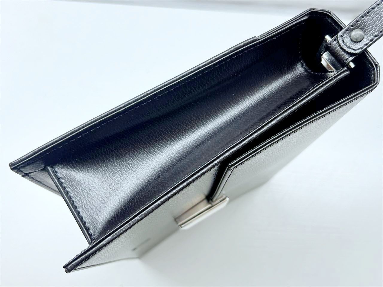 美品 Dunhill ダンヒル ロゴ セカンドバッグ クラッチ 黒 シルバー 