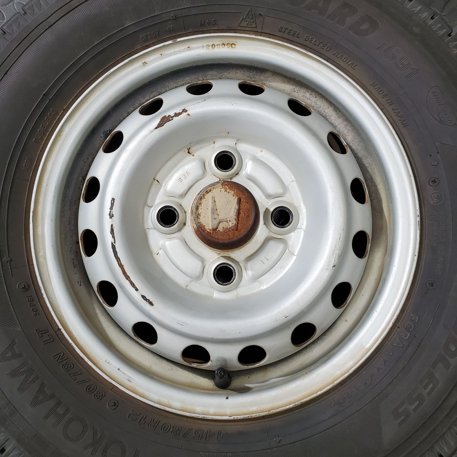 アクティ スタッドレスタイヤ