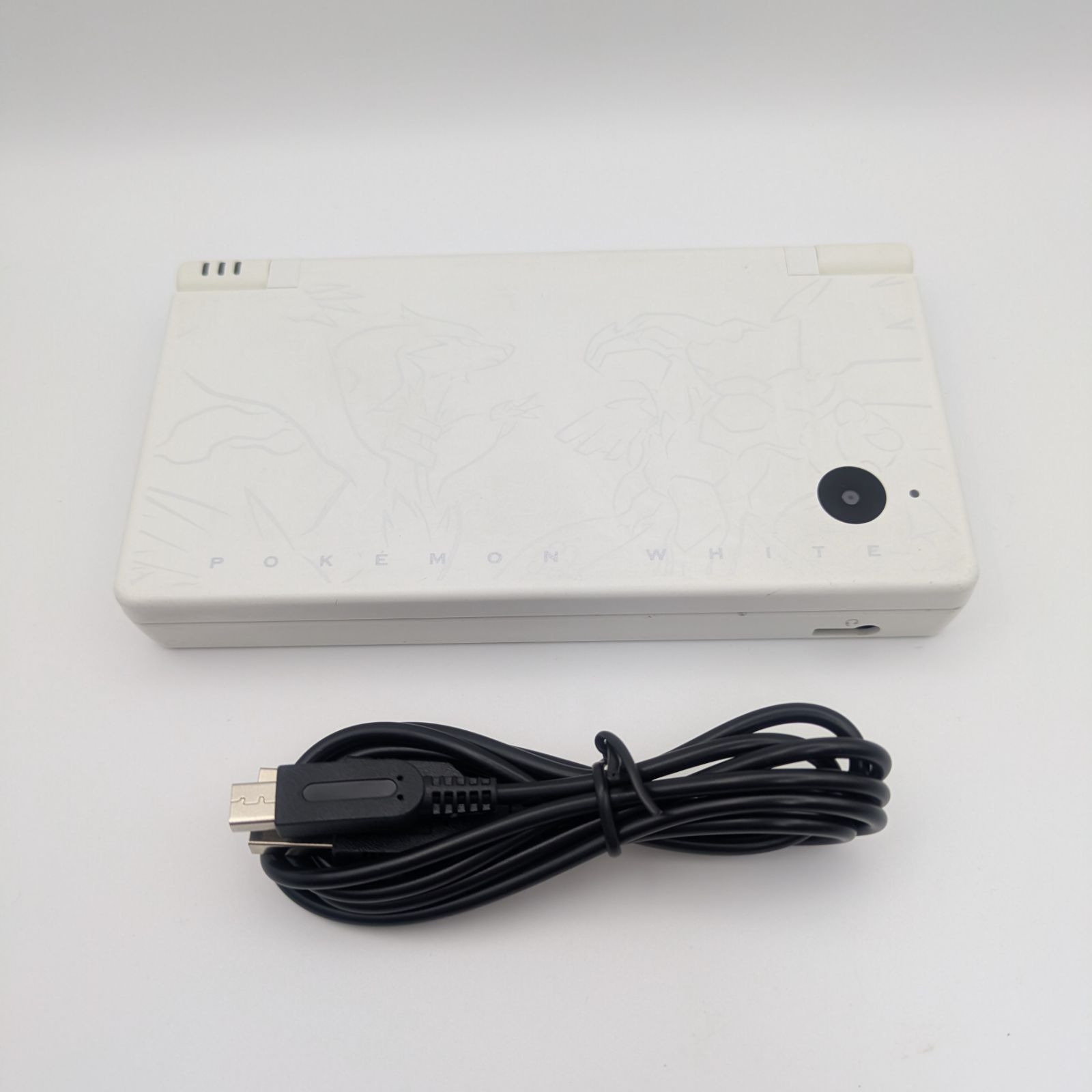 動作品 ニンテンドーDSi レシラム ゼクロムエディション ホワイト