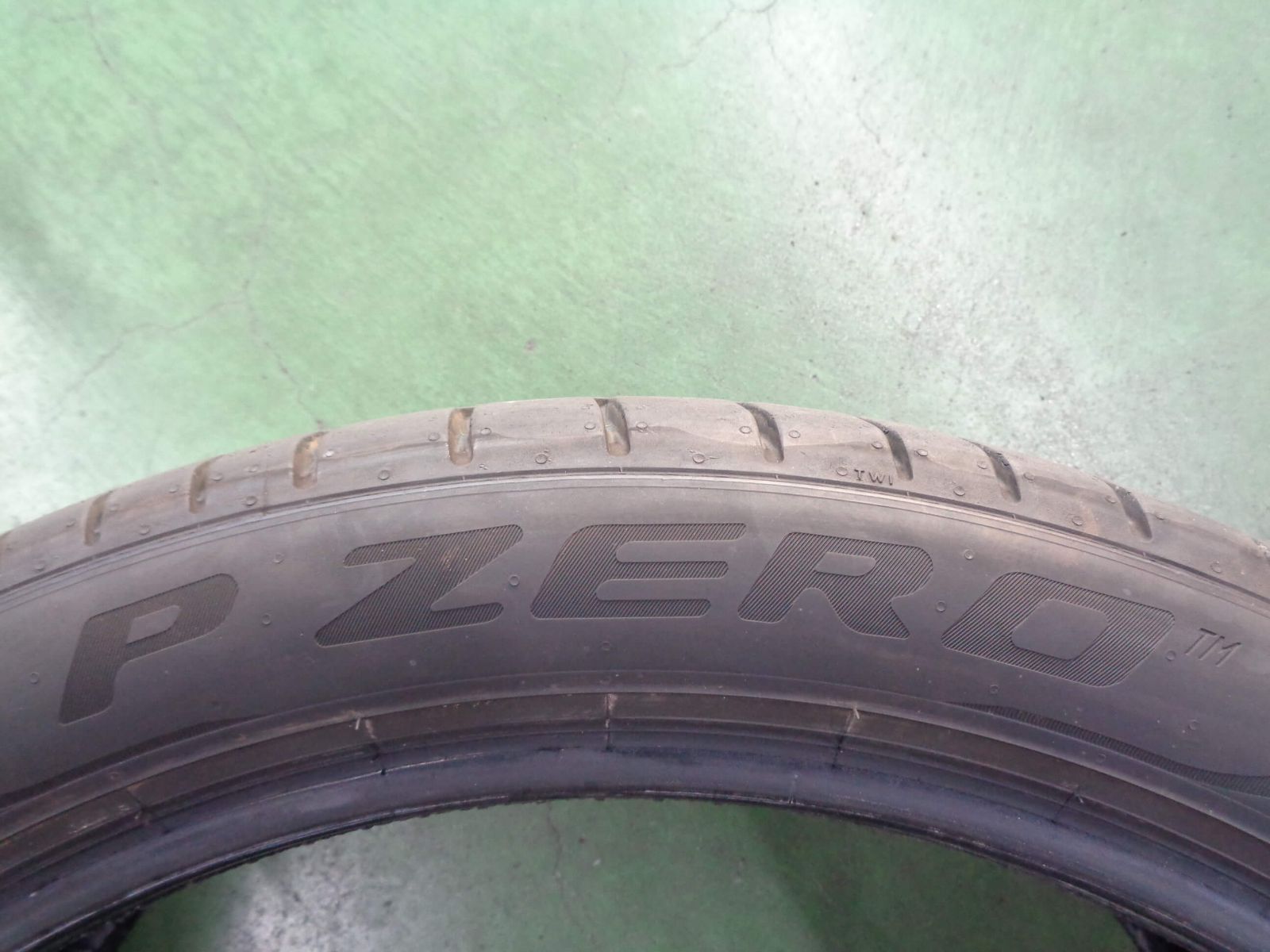 21 ボルボ認証マーク付き