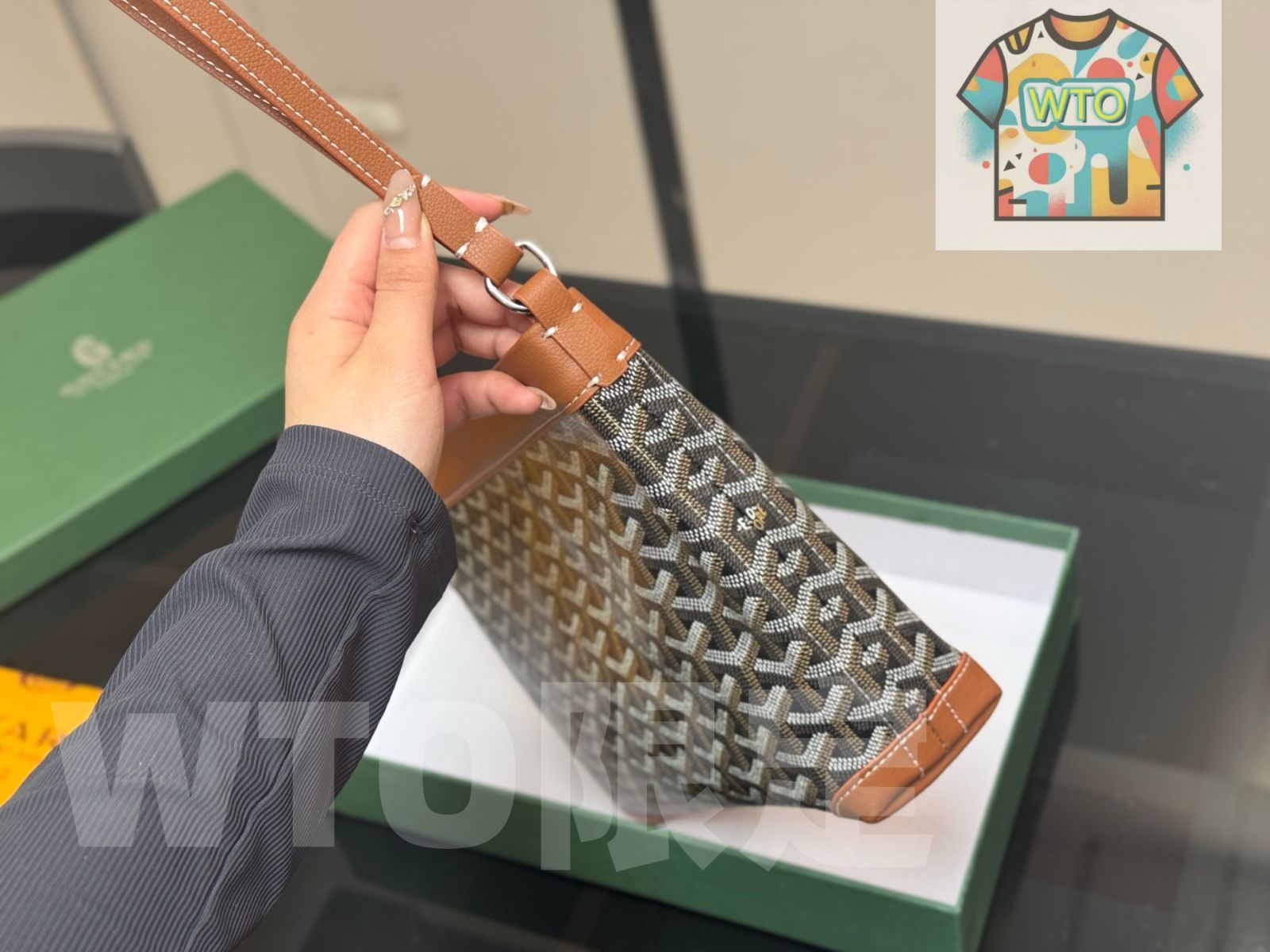 ニュー クラッチバッグ