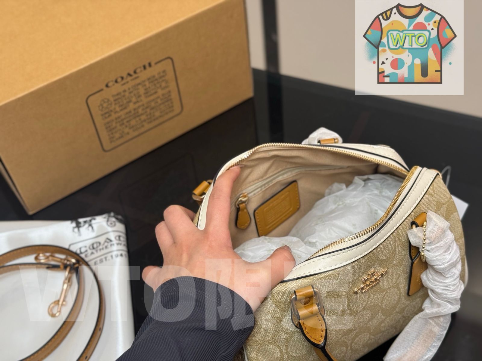 今日 COACH Boston Pillow Bag 24×16cm クーチ ボストン ピローバッグ 24×16cm -WT0輸入