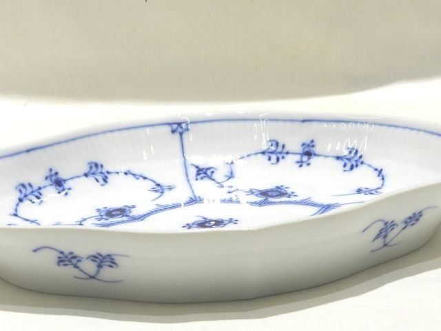 ロイヤルコペンハーゲン ディッシュプレート ブルーフルーテッド ハーフレース 食器 ROYAL COPENHAGEN 盛皿 7K