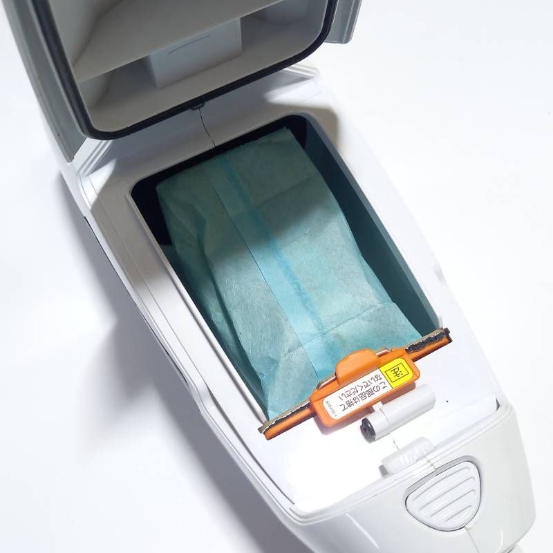 マキタ 充電式クリーナ CL107FD バッテリー 充電器付き Makita - メルカリ