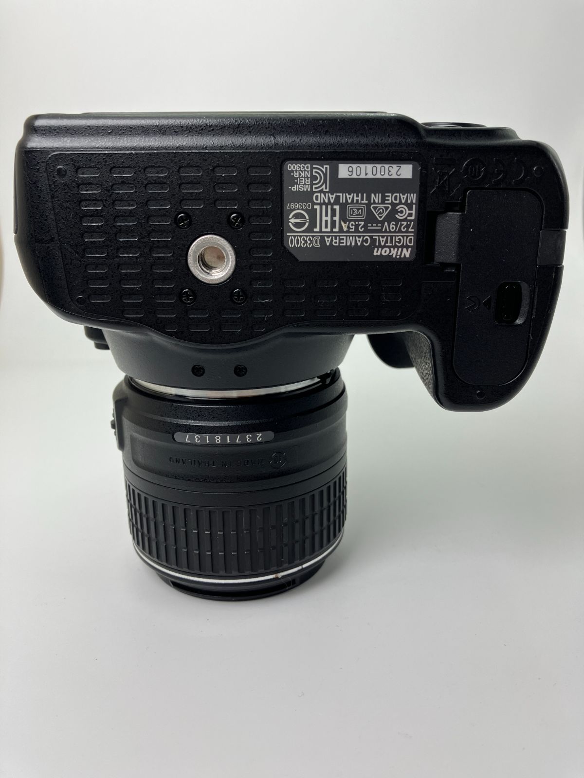 【返品保証・美品】Nikon D3300レンズキット 返品保証・動作確認済】Nikon D3300 + DX VR 18-55mm II レンズキット