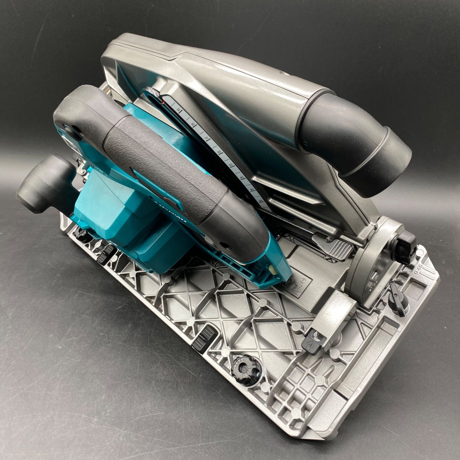 充電式マルノコ