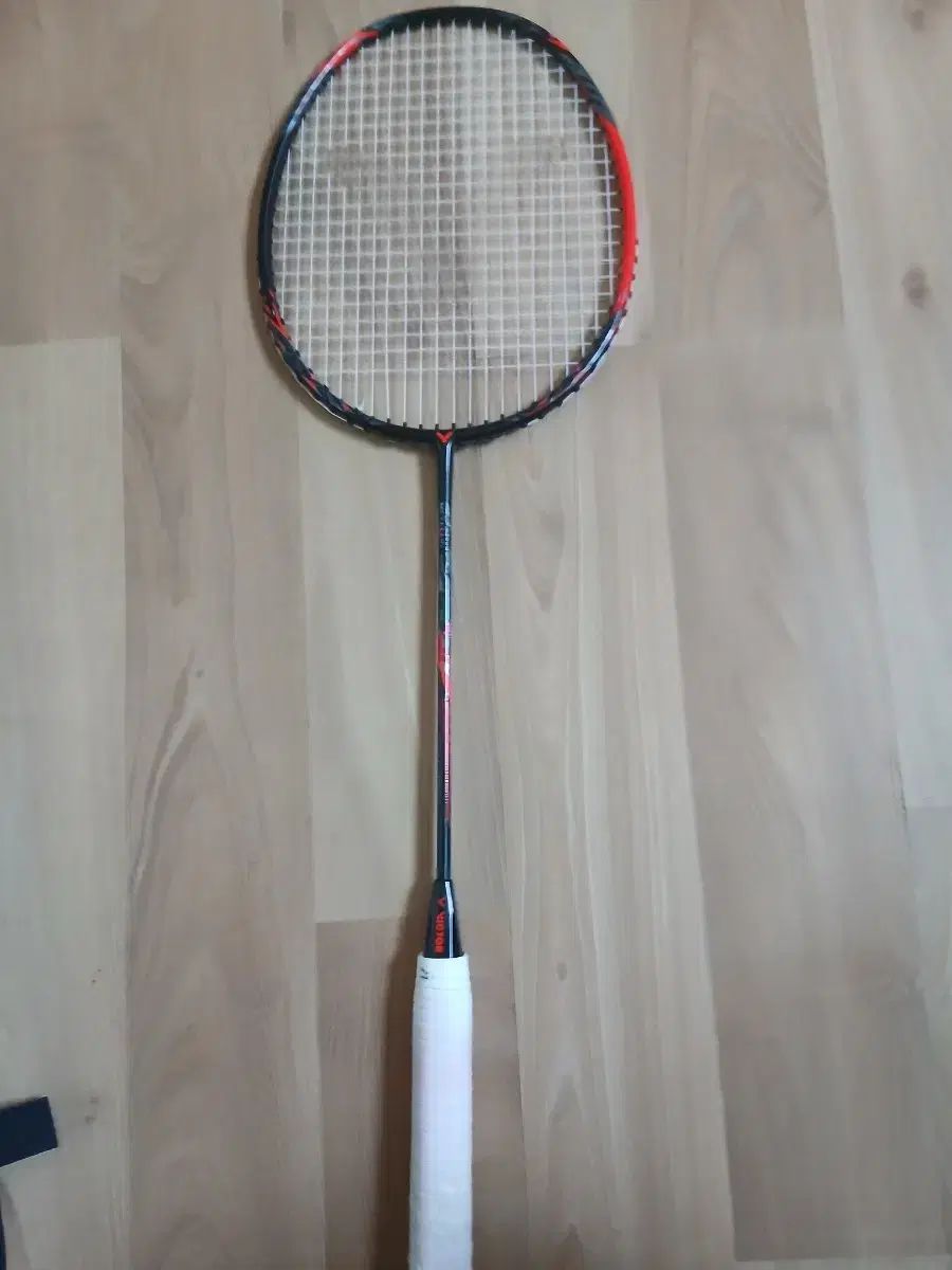 VICTOR ビクター 류 메탈릭 バドミントン ラケット