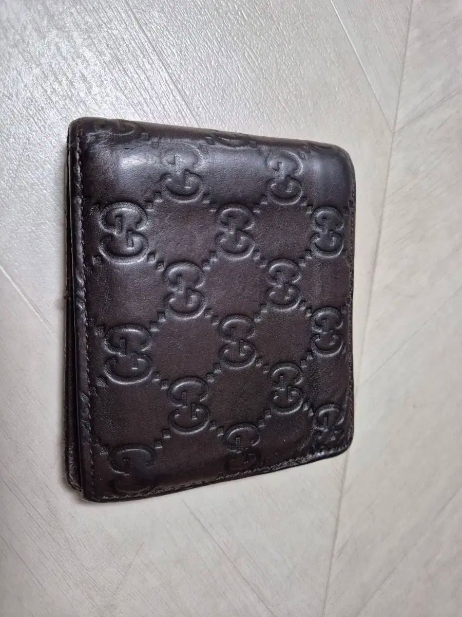 グッチ GG 二つ折り財布 DARK ブラウン