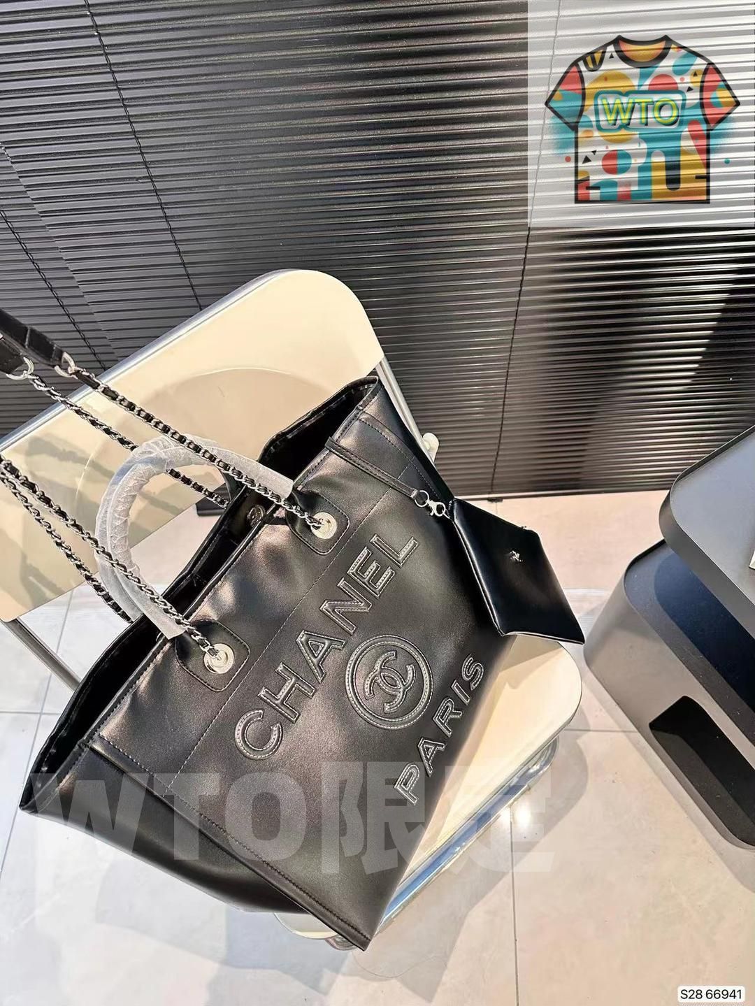 ショルダーバッグとトートバッグは 日常通勤に最適です｜