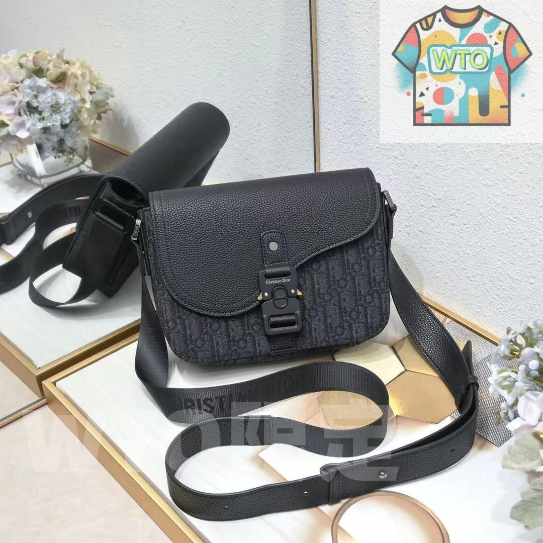 期間 Christian Dior ディオ一ル ショルダ一パッグ| |