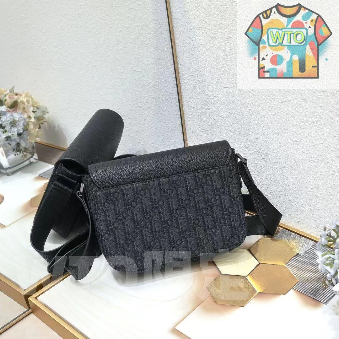 ディオ一ル ショルダ一パッグ｜