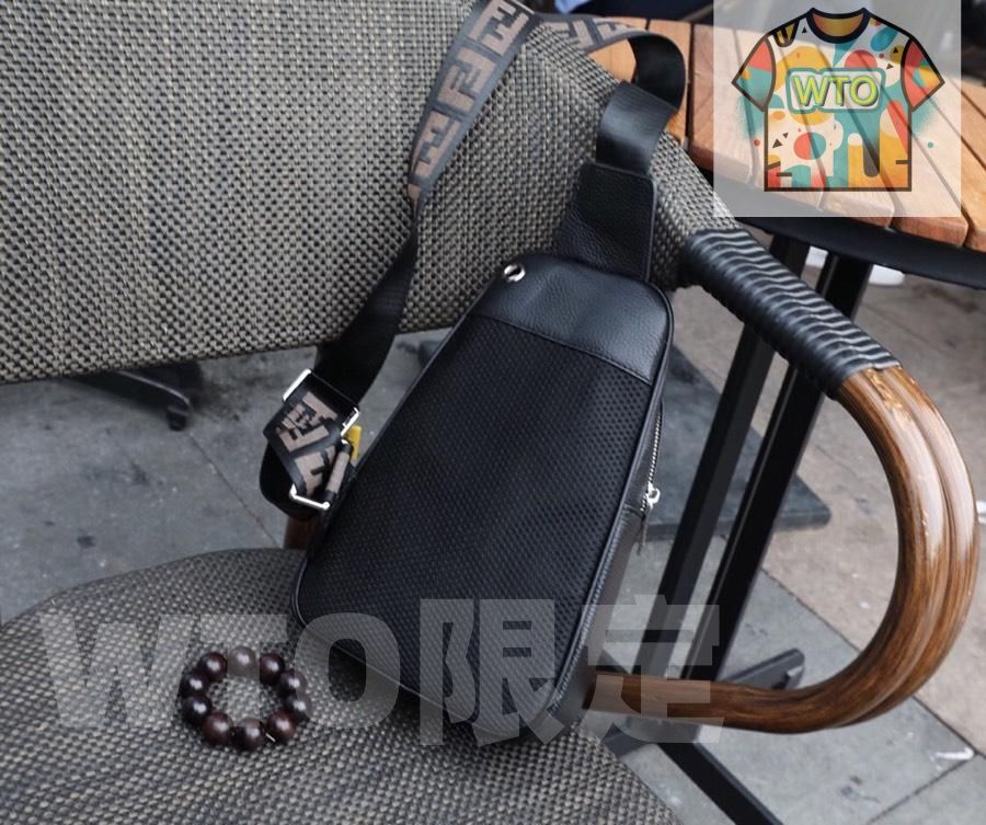 FENDI メンズチェストバッグショルダーバッグクロスボディバッグ｜ ｜