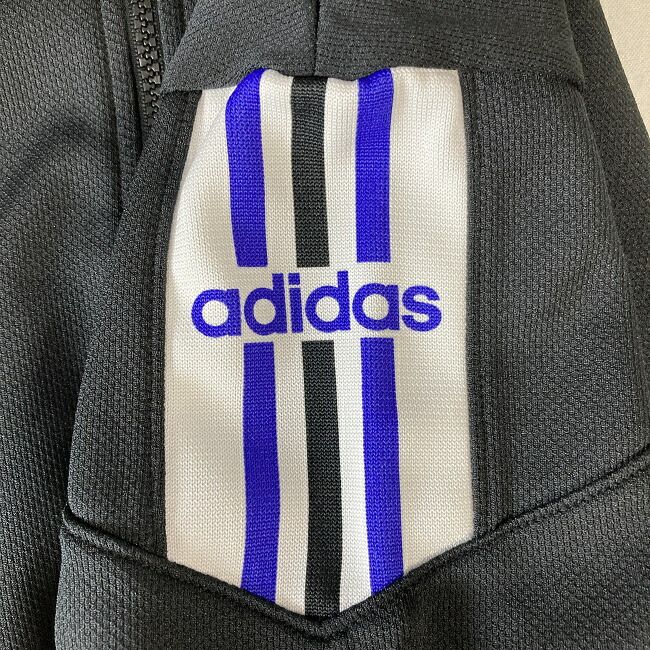 adidas トラックジャケット ジャージ ハイネック フルジップ