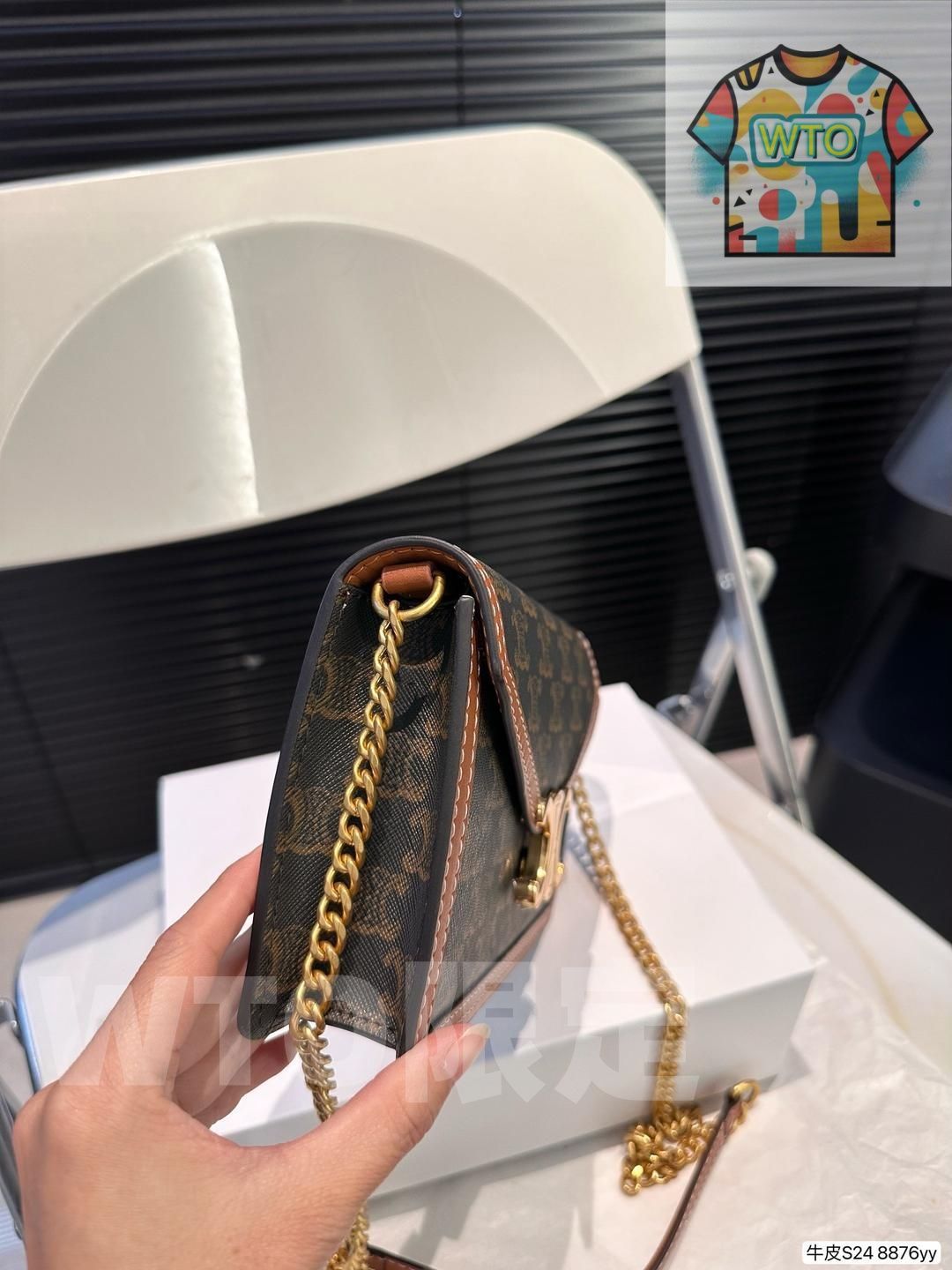 CELINEセリーヌのカジュアルなヴィンテージショルダーバッグ｜ ｜