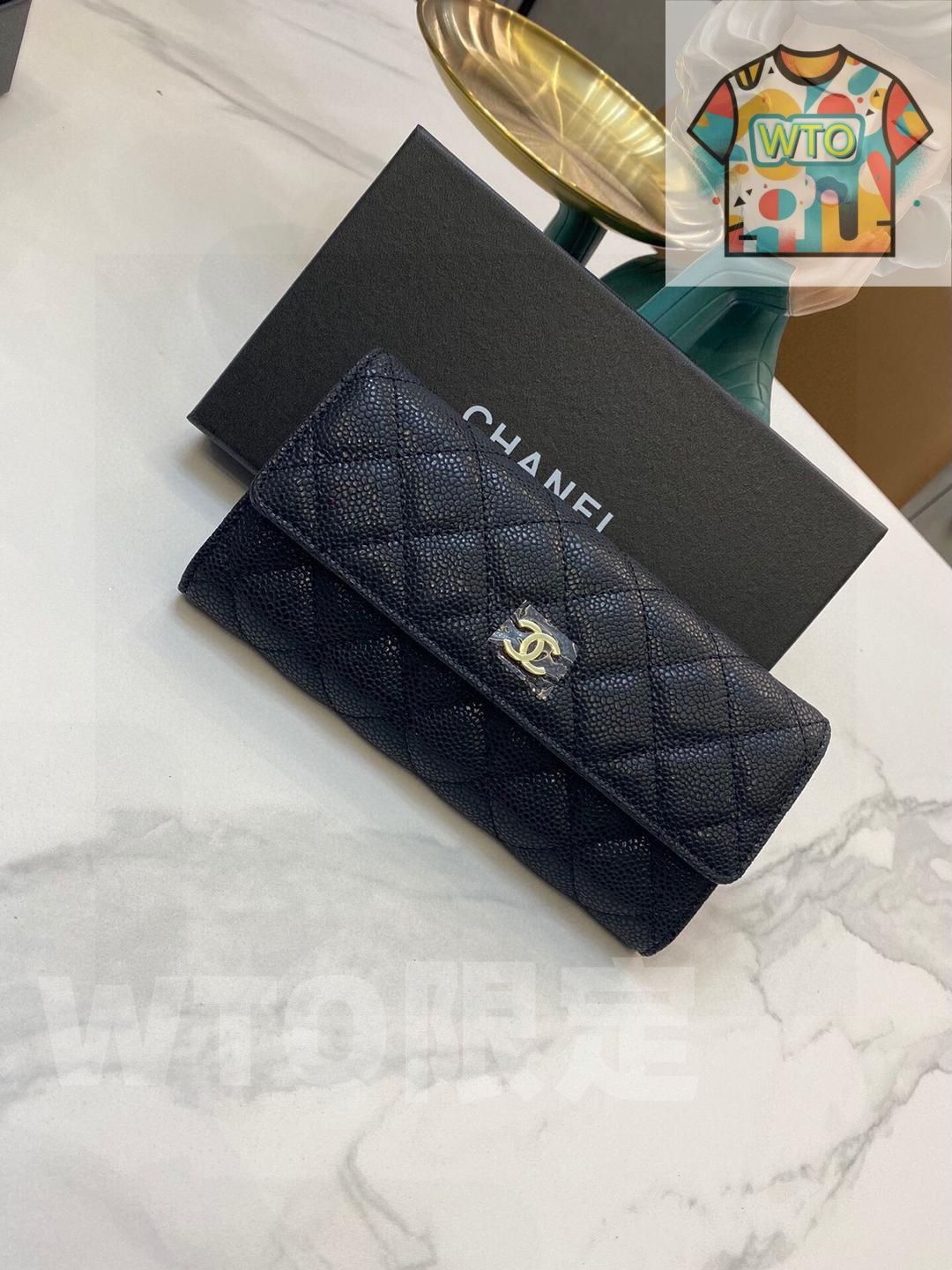 CHANELシャネルのシンプルな女性用ブラック財布| |