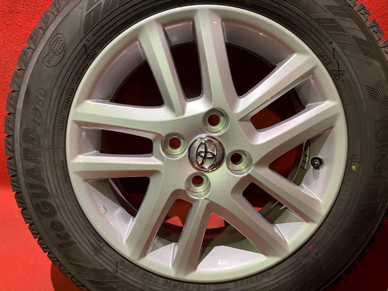  スタッドレスタイヤホイールセット 185 65 R 15 IG 60 x 5 45 100 4 H トヨタ カローラフィールダー 4本SET 15インチ タイヤ ホイールセット