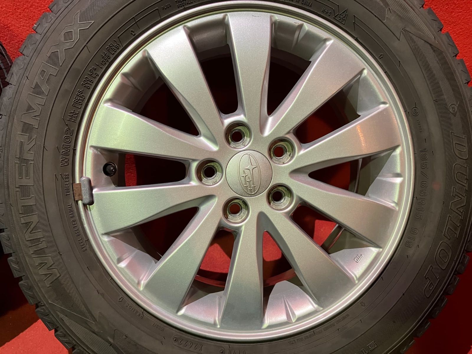 スタッドレスタイヤホイールセット 195 65 R 15 DUNLOP WM 02 x 6 0 48 100 5 H スバル GH系インプレッサ 4本SET