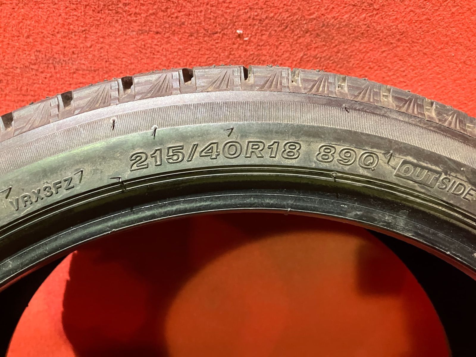 スタッドレスタイヤ