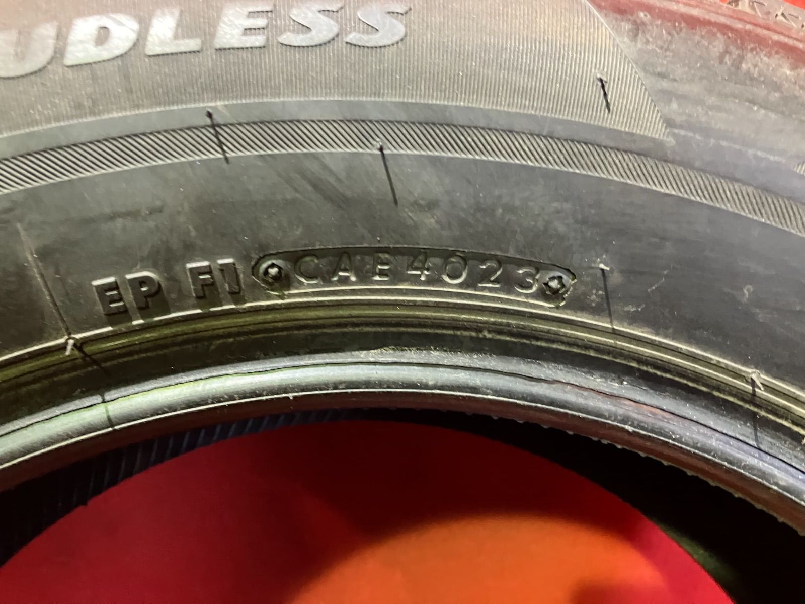  スタッドレスタイヤ 215 60 R 16 VRX 2 4本SET 16インチ スタッドレス