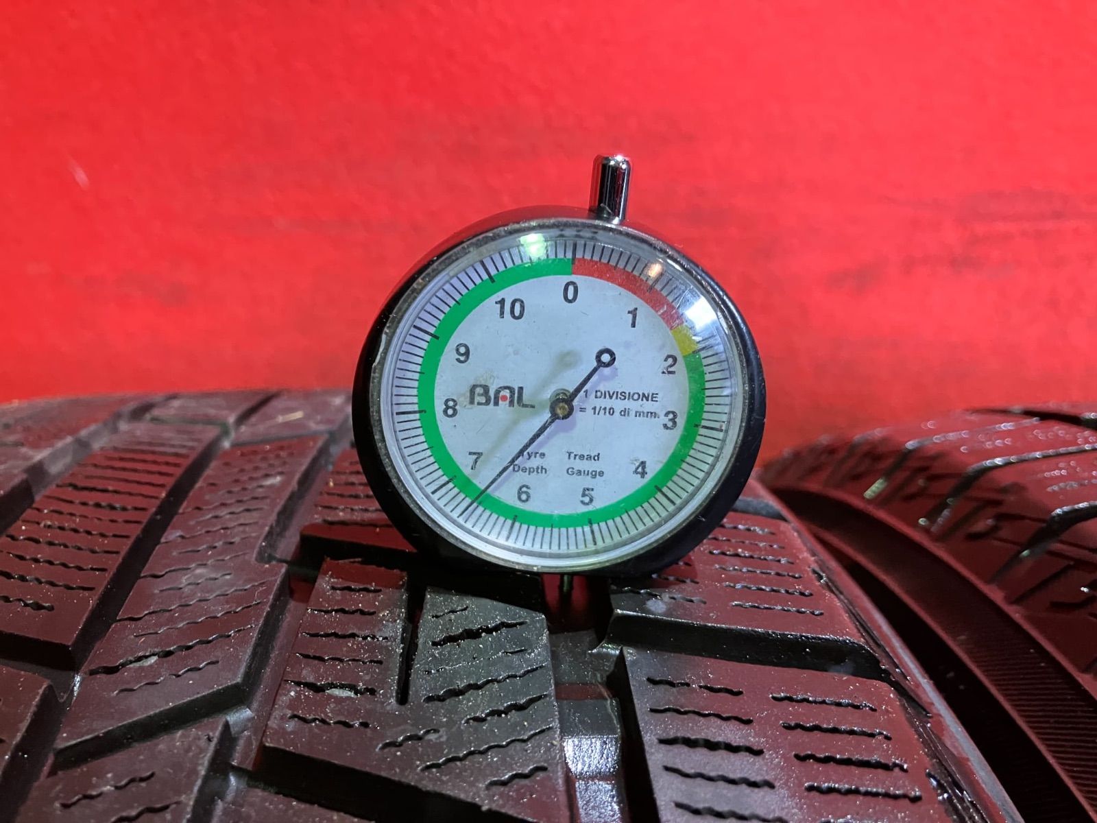  スタッドレスタイヤ 235 50 R 19 IG 60 4本SET 19インチ スタッドレス