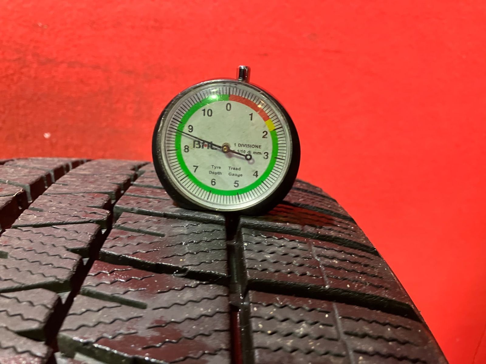 スタッドレスタイヤ 245 40 R 18 DUNLOP WM 03 4本SET